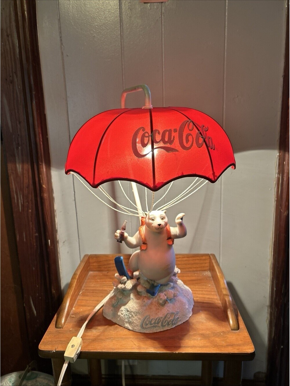 Vintage Coke A Cola Sking Polar Bear Table Lamp . Tested Working